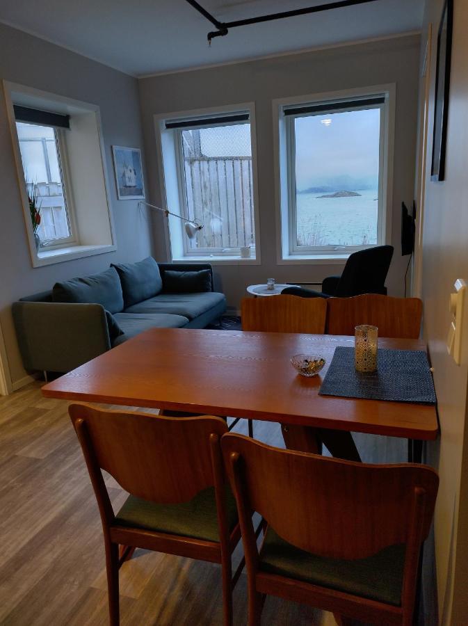 Gammelskola Apartments Henningsvær Zimmer foto
